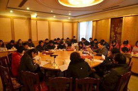 �������������쵼�����͹�������